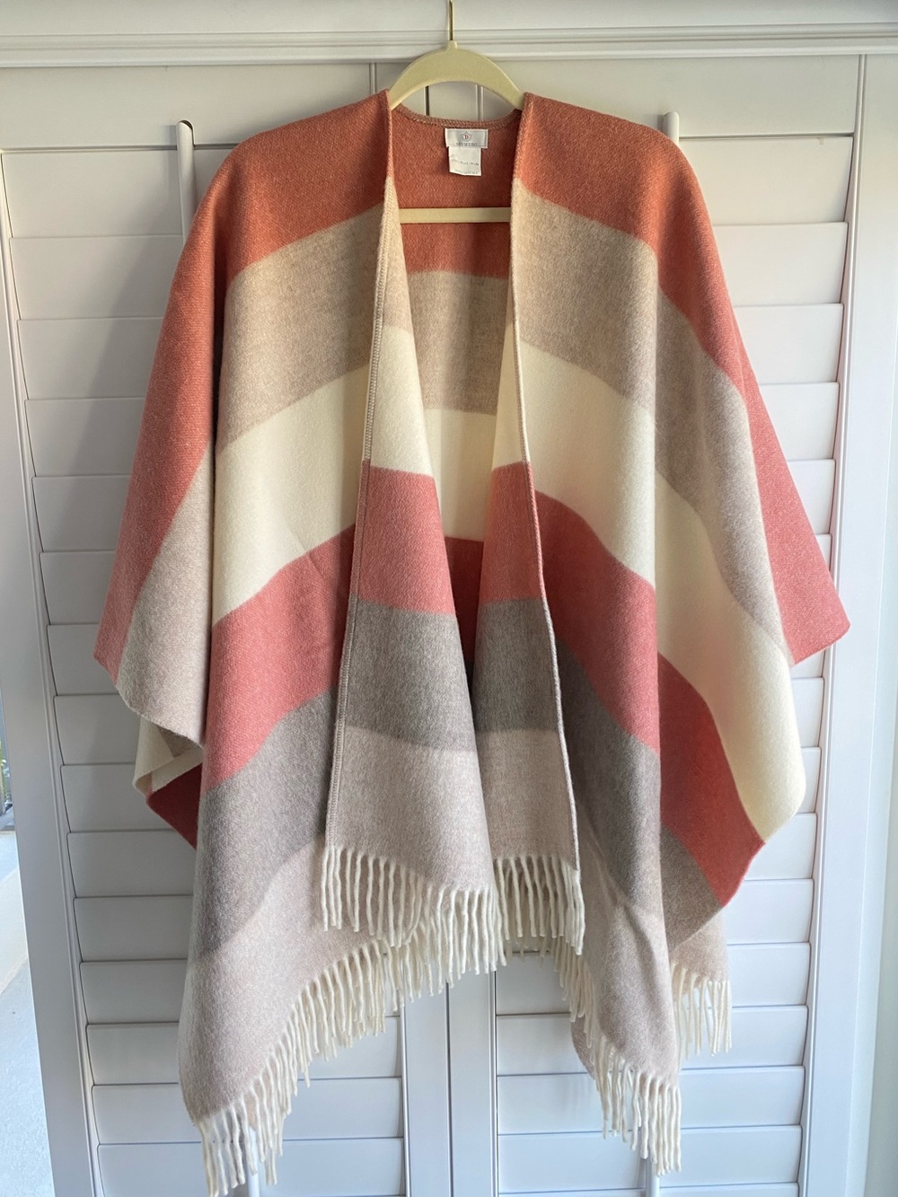 Dismero 100% Wool Made in Italy Colorblock Fringe Poncho One Size